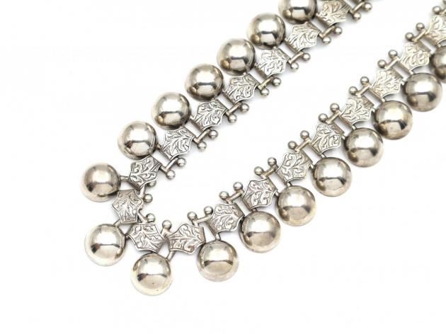 Antique silver Cleopatra collar necklace