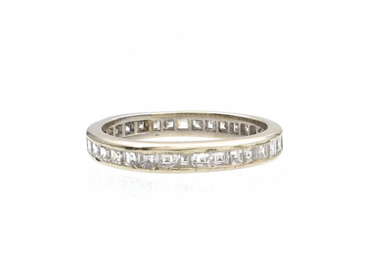 Vintage 18kt white gold carre cut diamond full eternity ring