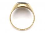 Vintage oval onyx signet ring in 9kt yellow gold