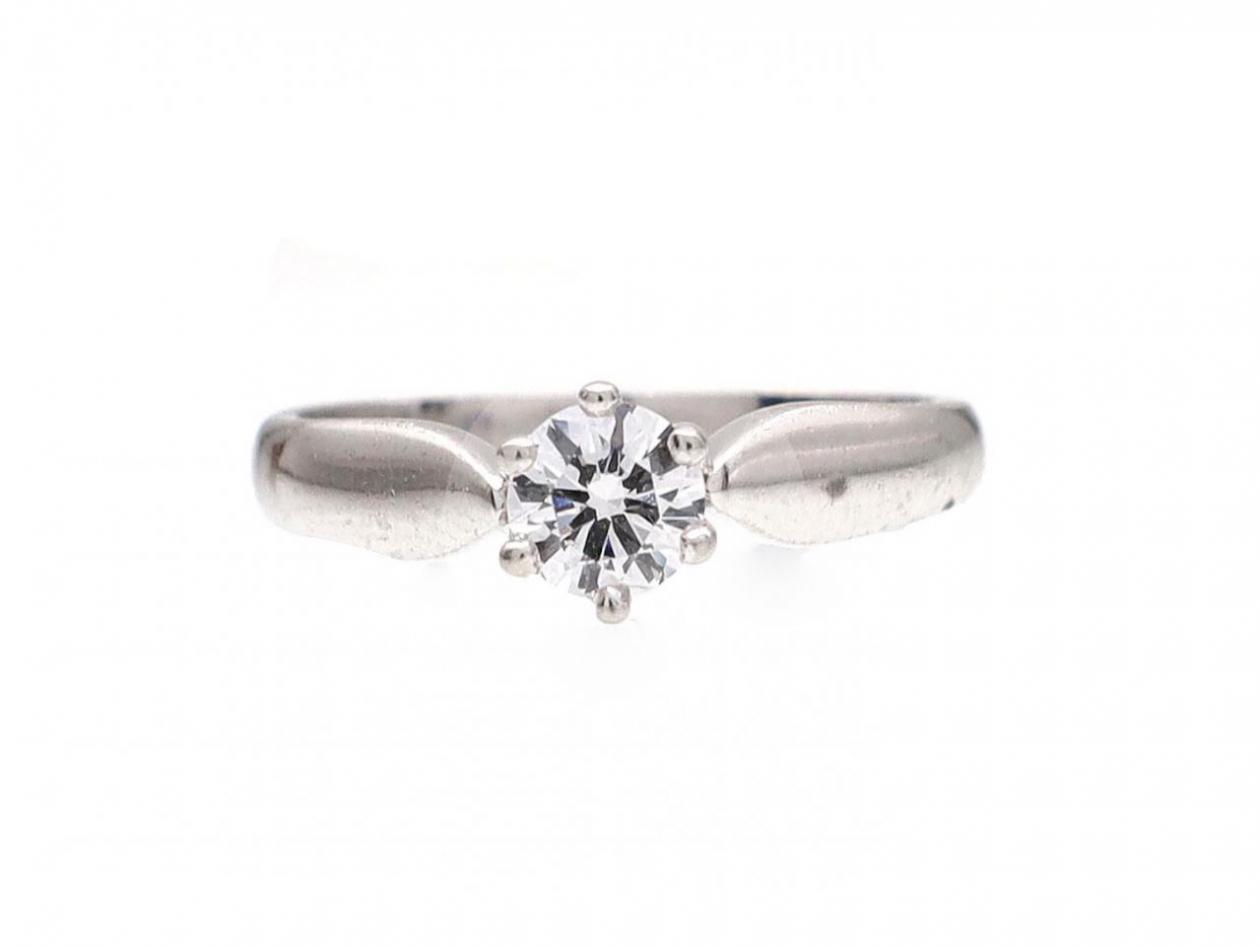 0.40ct round brilliant cut diamond solitaire ring in platinum