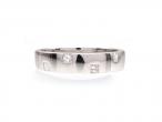 18kt white square wedding ring set with princess cut diamonds
