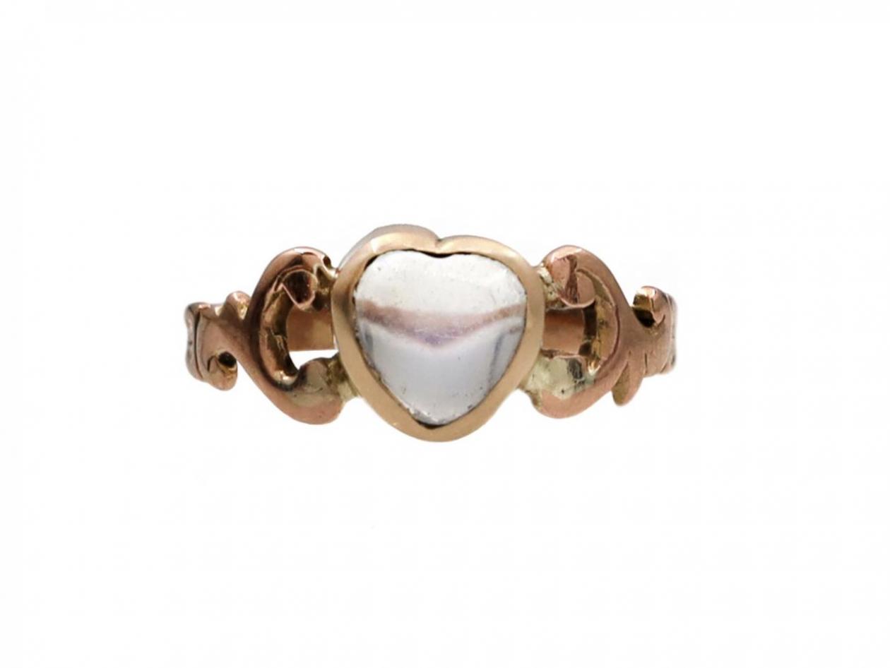 Antique heart moonstone ring in rose gold