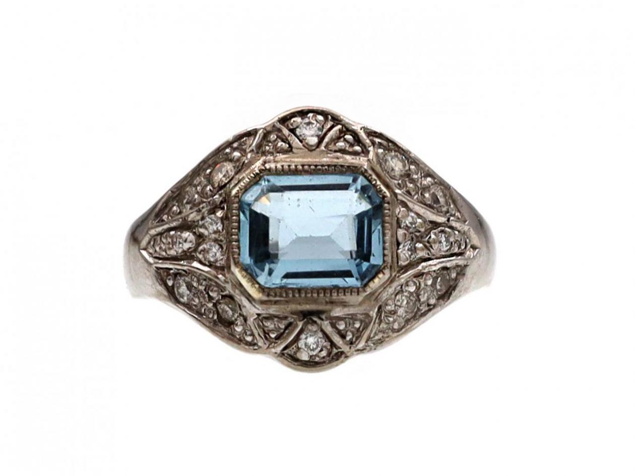 Vintage Aquamarine & Diamond Cluster Ring in 18kt White Gold