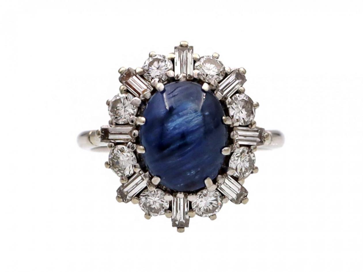 1960s sapphire and diamond vertical cluster ring in 18kt white gold