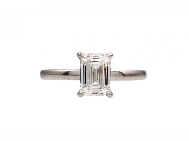 1.00ct emerald cut diamond solitaire ring in platinum