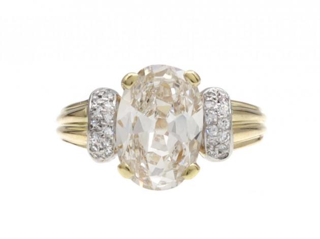 Vintage 2.22ct oval Old Mine cut diamond solitaire engagement ring