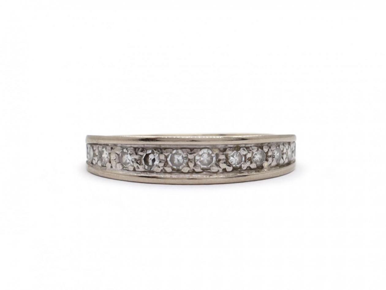 Vintage diamond half eternity ring in 18kt gold