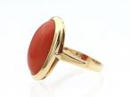 Retro 18kt yellow gold and oval coral dress ring