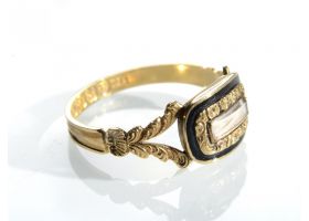 Georgian 18kt yellow gold and black enamel mourning ring