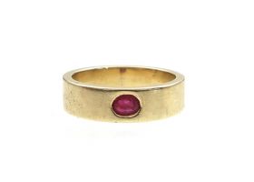 Vintage Burmese ruby and squared yellow gold ring