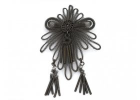 18th century Silesian wire brooch