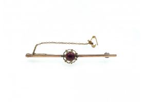 Antique amethyst bar brooch in 9kt rose gold