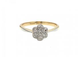 Antique diamond floral cluster in platinum and 18kt yellow gold