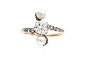 French Belle Epoque diamond and pearl vertical three stone ring