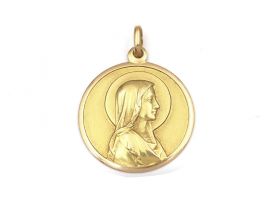 1960s Virgin Mary circular pendant in yellow gold