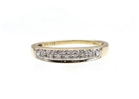 Vintage seven stone diamond band in 9kt yellow gold