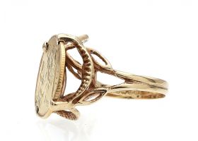 Vintage half sovereign ring in a high elaborate 9kt gold setting