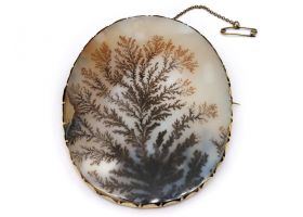 Georgian large dendritic agate brooch in 18kt gold
