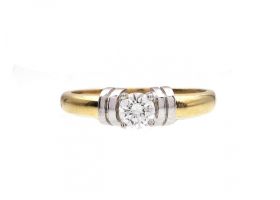 0.27ct round brilliant cut diamond engagement ring