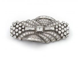 Art Deco multi diamond cut cluster brooch in platinum