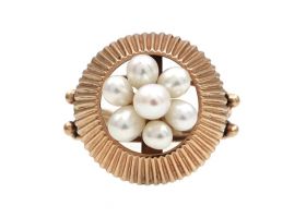 Retro cultured pearl cluster ring in 14kt gold