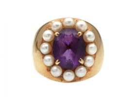 Retro 14kt yellow gold amethyst and seed pearl dress ring