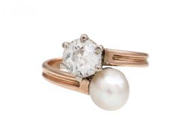 Edwardian toi et moi diamond and pearl twist ring in rose gold