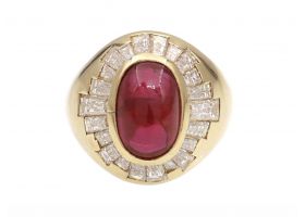 Retro ruby cabochon and diamond star signet in 18kt yellow gold