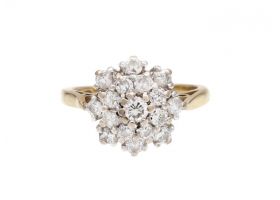 Vintage diamond circular cluster ring in 18kt yellow gold