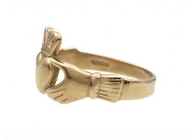Vintage 9kt yellow gold chunky Claddagh ring