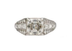 Art Deco 1.71ct Asscher cut diamond solitaire in platinum
