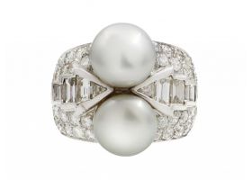 Retro double pearl and diamond cocktail ring in 18kt white gold