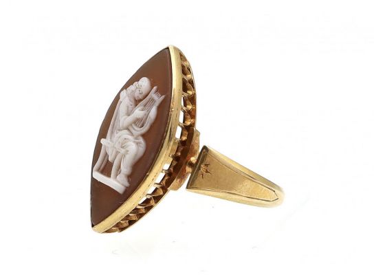 1870s Marquise Shell Cameo Ring in 18kt Yellow Gold