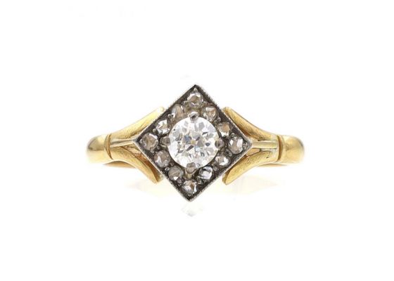 Antique biased square diamond cluster ring in 18kt yellow gold