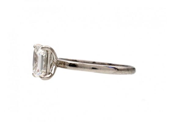 1.00ct emerald cut diamond solitaire ring in platinum