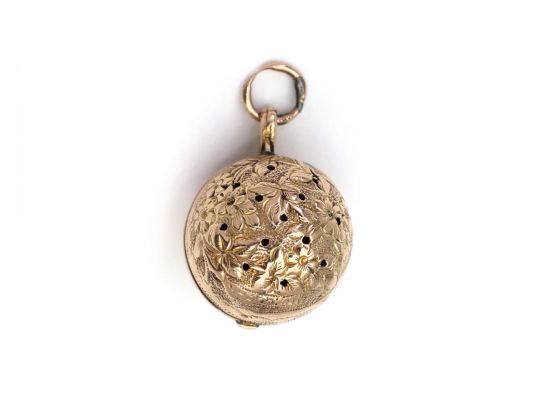 Antique hinged globular flower pomander in 9kt gold