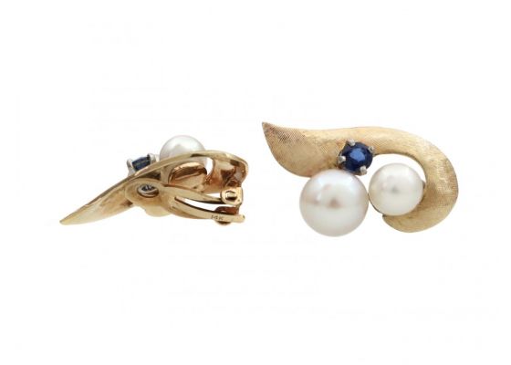 1960s Cultured Pearl & Sapphire Clip-On Earrings in Gold