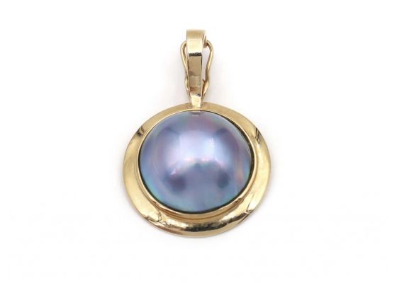 Retro Black Mabe Pearl & 14kt Yellow Gold Pendant