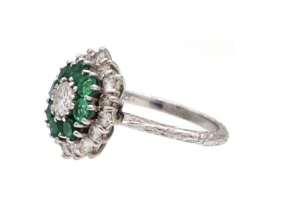Vintage Diamond & Emerald Target Cluster Ring in 18kt White Gold