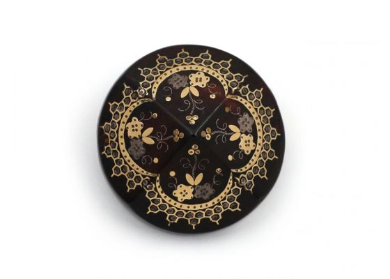 Antique Circular Brooch With Yellow Gold Inlay