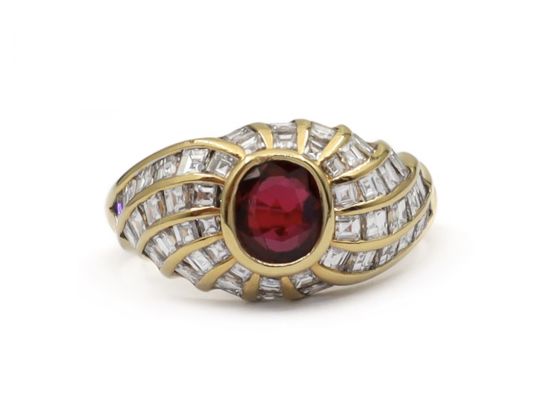 Vintage Ruby & Diamond Bombe Cluster Ring in 18kt Yellow Gold