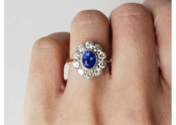 1950s Ceylon sapphire and diamond floral cluster ring