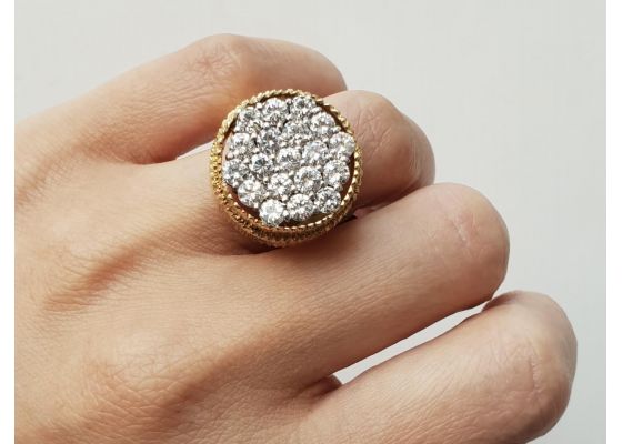 1970s circular diamond cluster ring with terraced texture