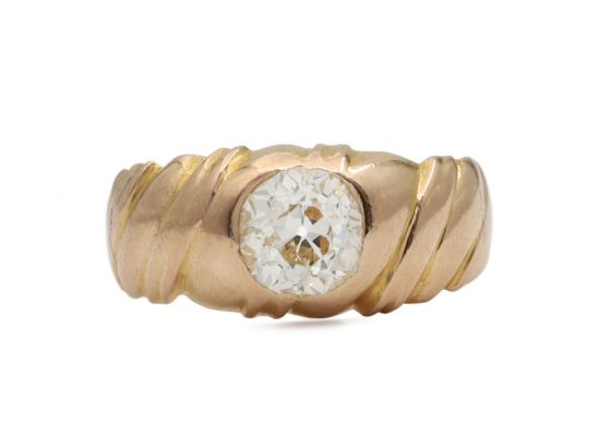 Antique 0.85ct Old Mine cut diamond solitaire ring in gold