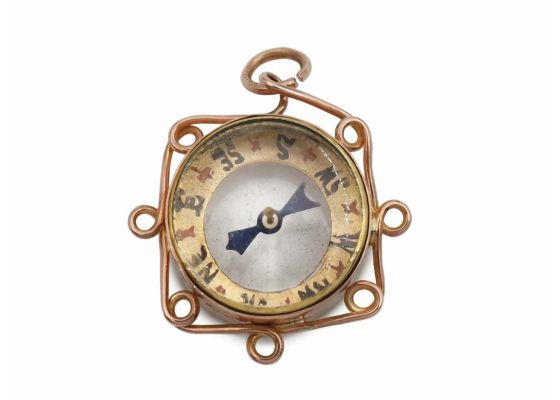 1918 William Oakley Davies compass pendant in gold