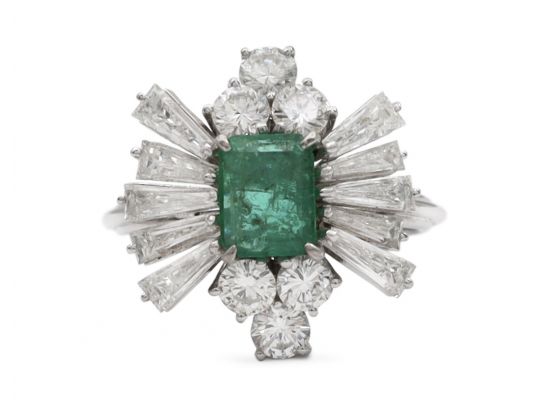 Vintage emerald and diamond fancy cluster ring in white gold