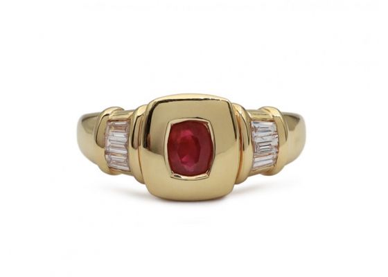 Vintage Ruby & Diamond Engagement Ring in 18kt Yellow Gold