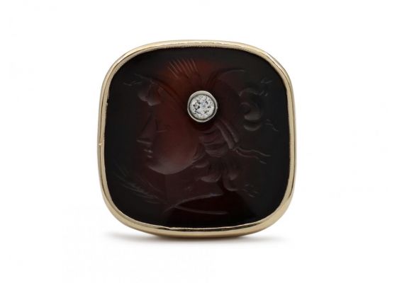 Vintage diamond set onyx intaglio ring in 14kt yellow gold