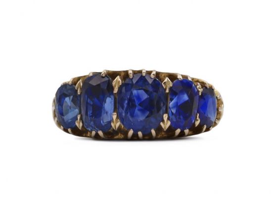 Victorian graduating five stone sapphire ring in 18kt yellow gold