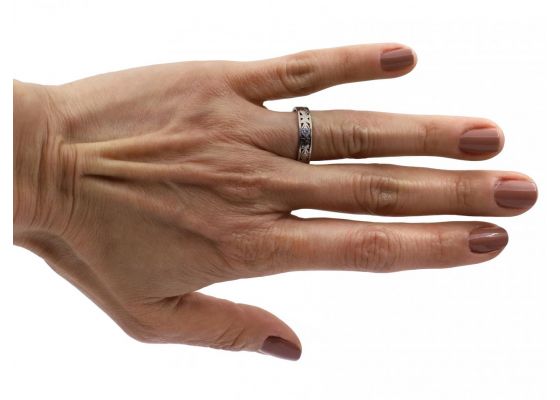 1960s openwork foliate wedding ring in 18kt white gold